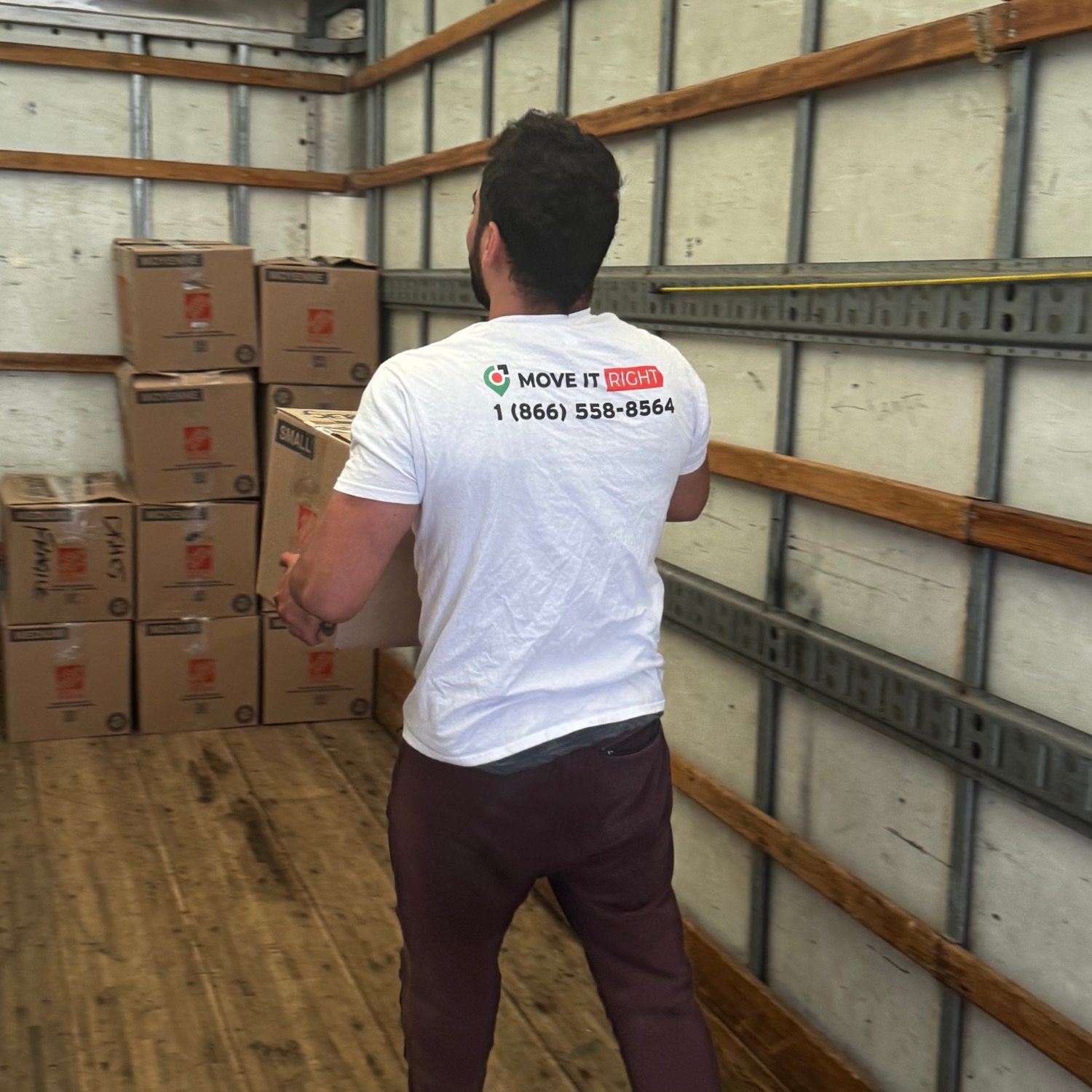 insured mover in moving truck