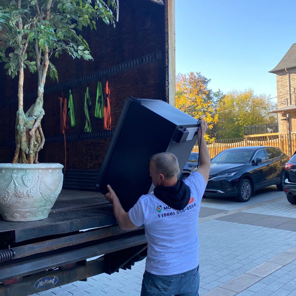 commercial moving company in toronto