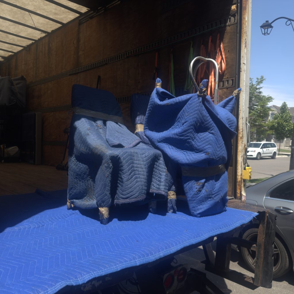 furniture moving company in vaughan