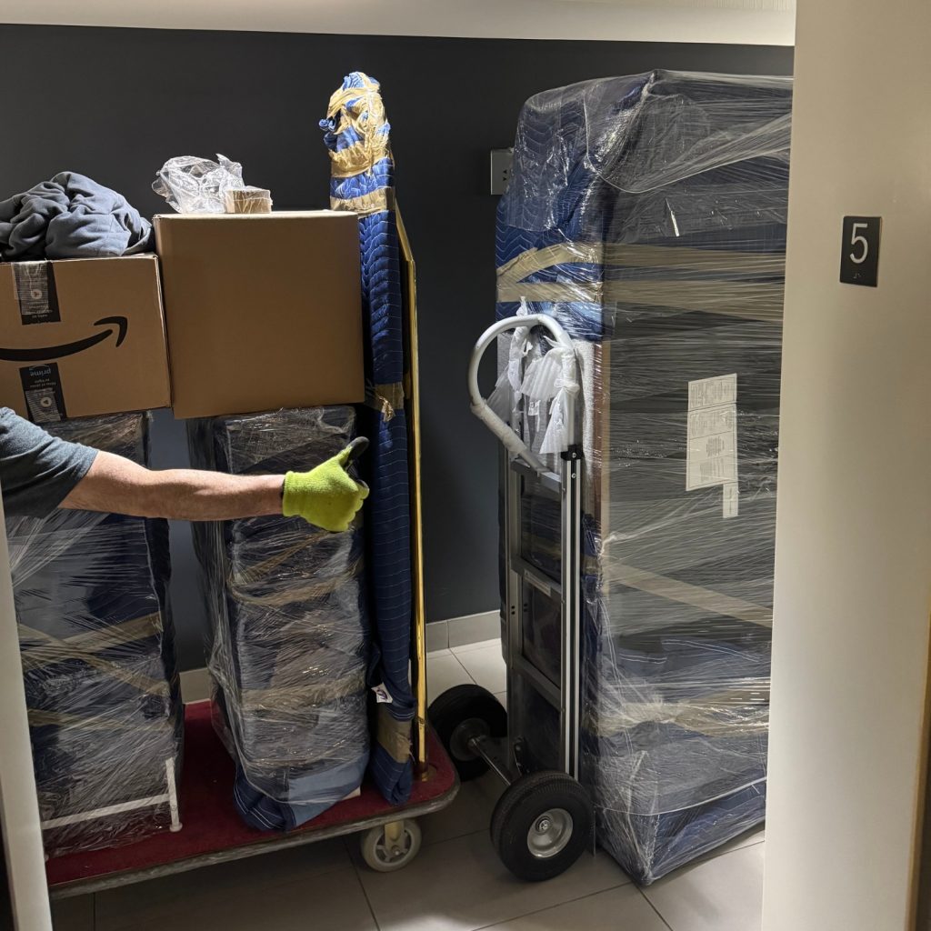 movers elevator padding