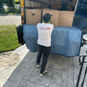 moving services for students with trucks