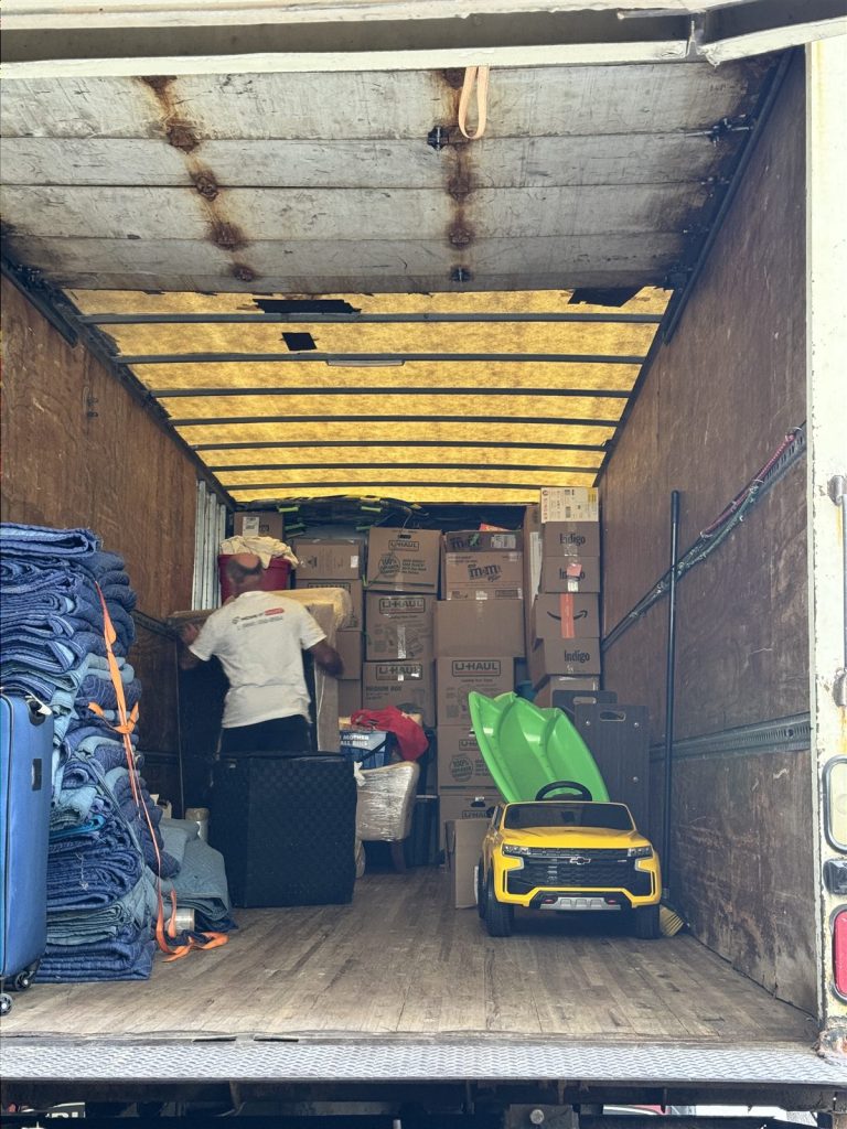 move it right storage moving truck packed gta